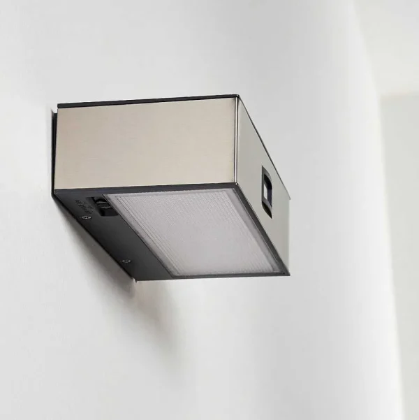 hofstein Lampes Solaires>Applique Murale D'Exterieur Attu Led Nickel Mat, 1 Lumiere, Detecteur De Mouvement