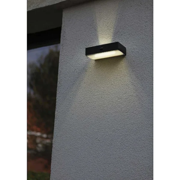 Luminaires Lutec Luminaires Extérieurs Connectes>Applique Murale D'Exterieur Lutec Fadi Led Noir, 1 Lumiere, Detecteur De Mouvement