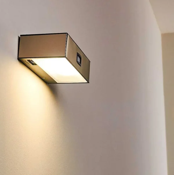 hofstein Lampes Solaires>Applique Murale D'Exterieur Attu Led Nickel Mat, 1 Lumiere, Detecteur De Mouvement